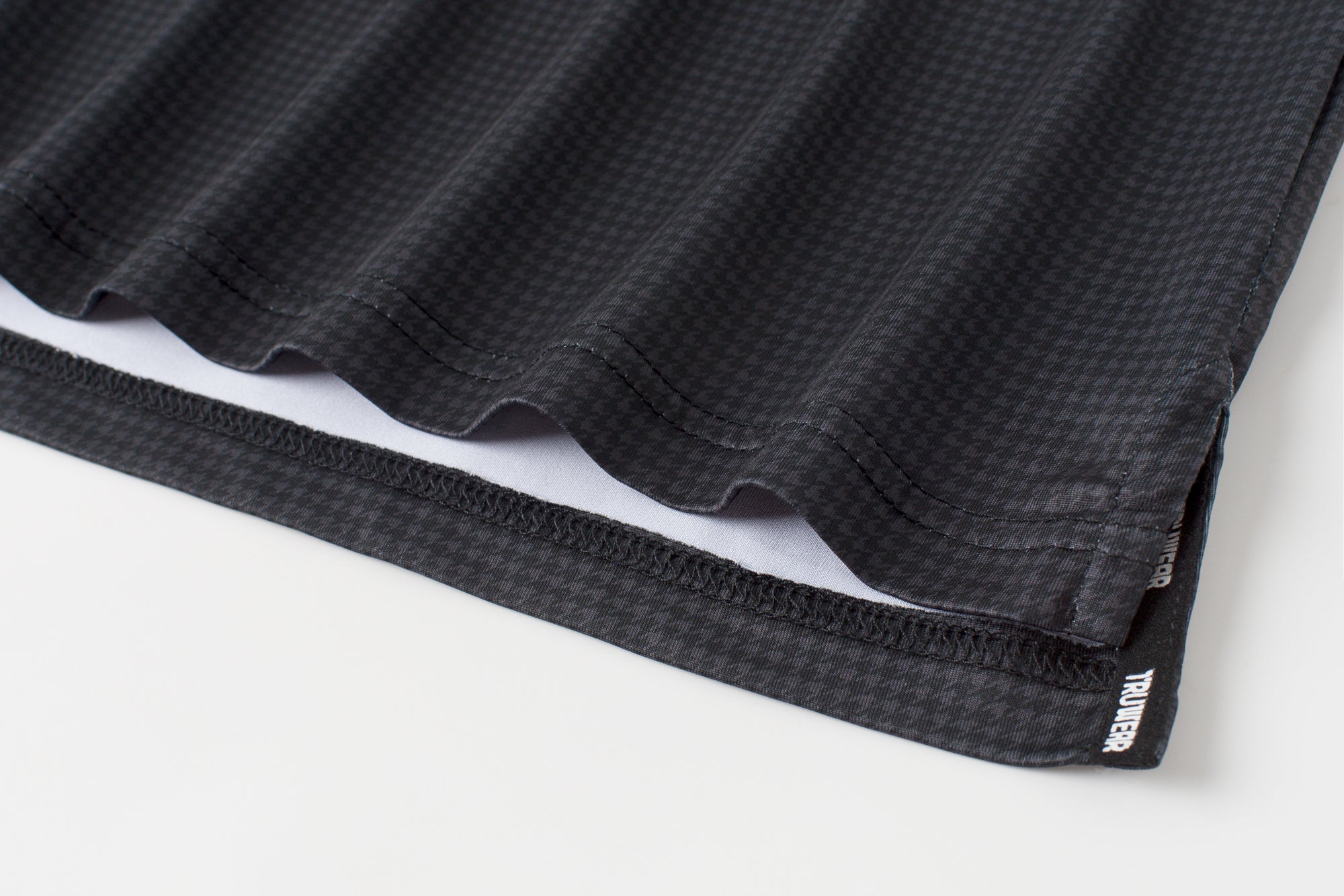 Elevation Black Houndstooth