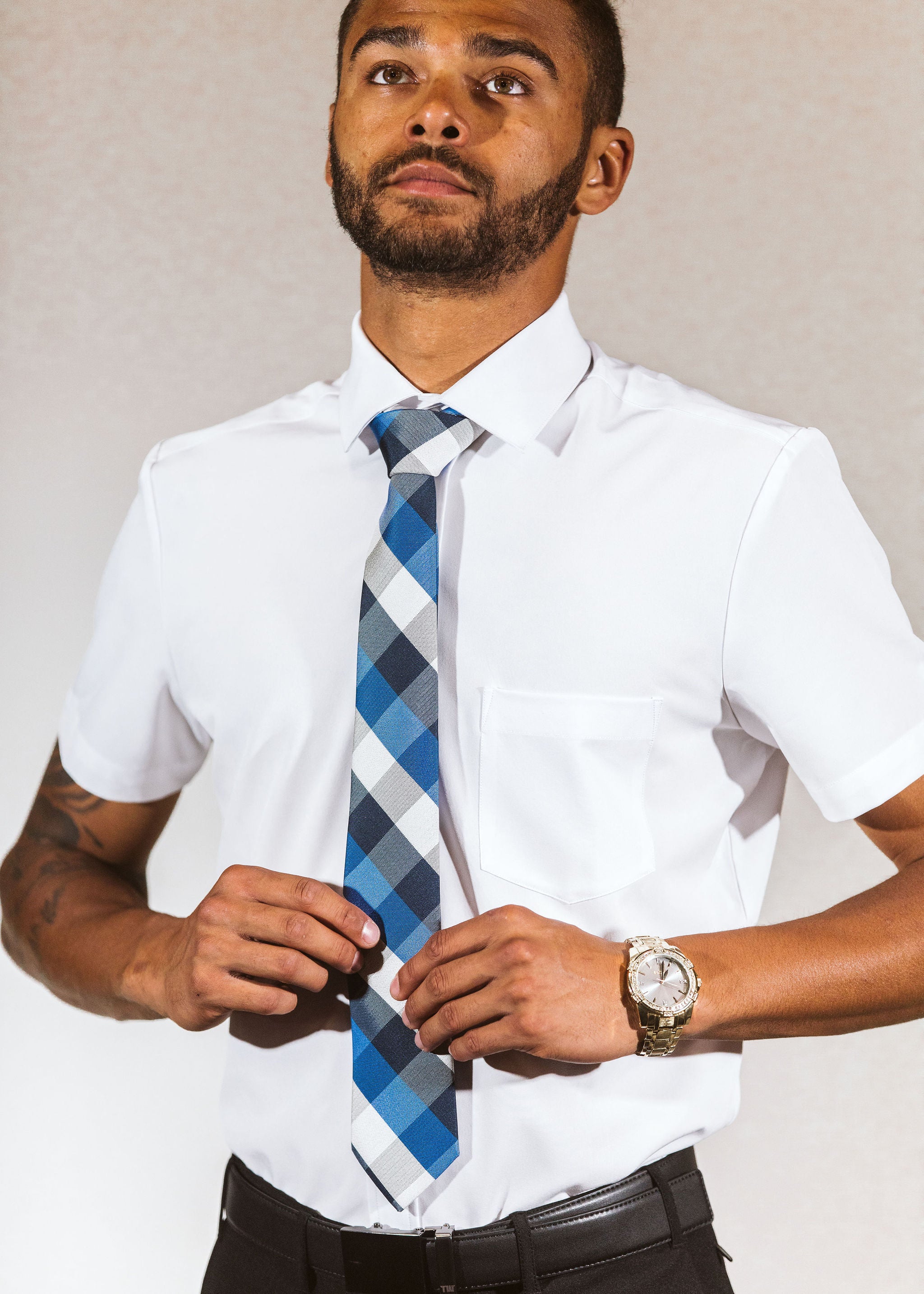 Men's Style Essentials: Top Picks for Collared Shirts