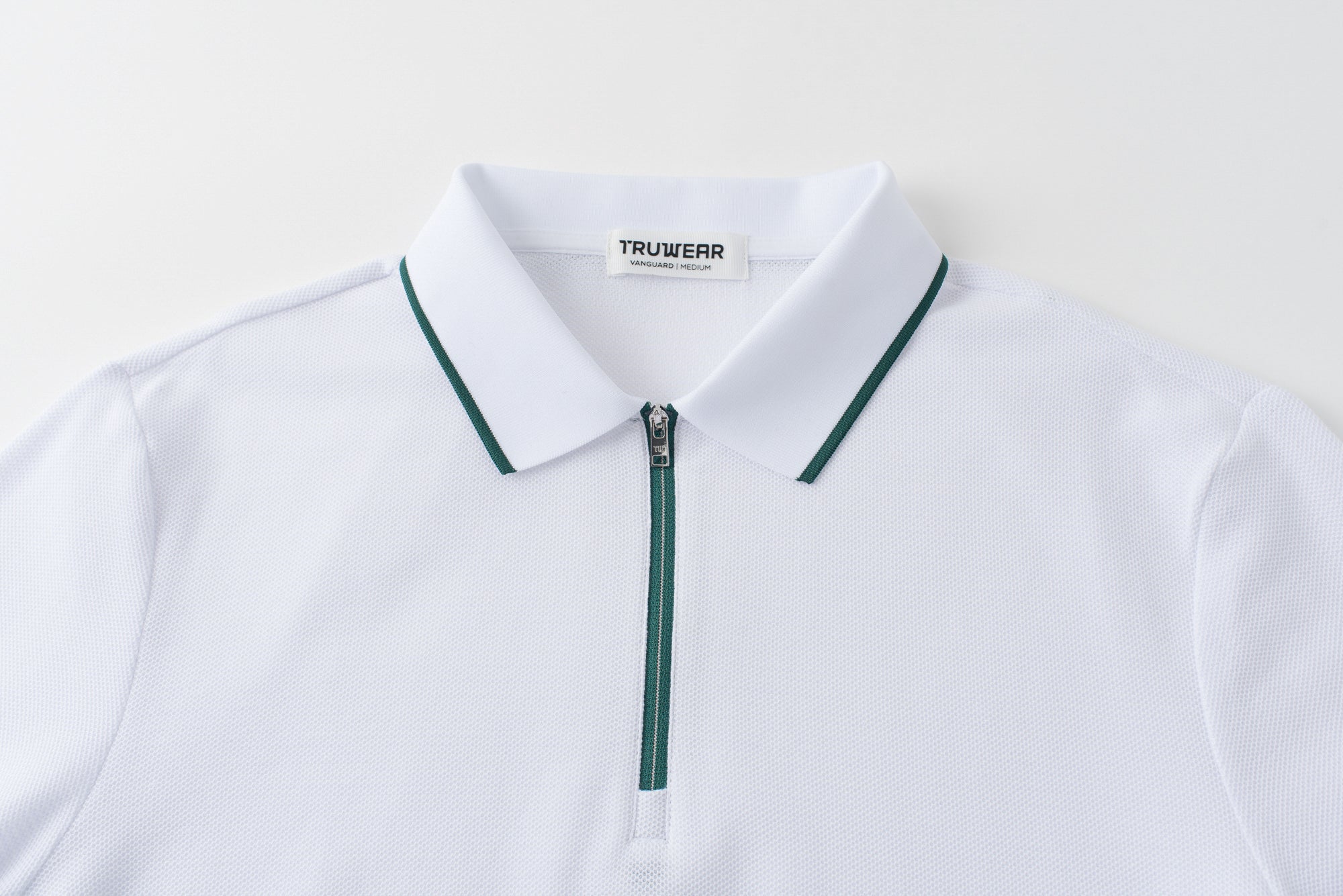 不*火様 TRVO WHITE LUNAR DUST POLO White Leaf Jacquard Tech Polo – MONDO Menswear
