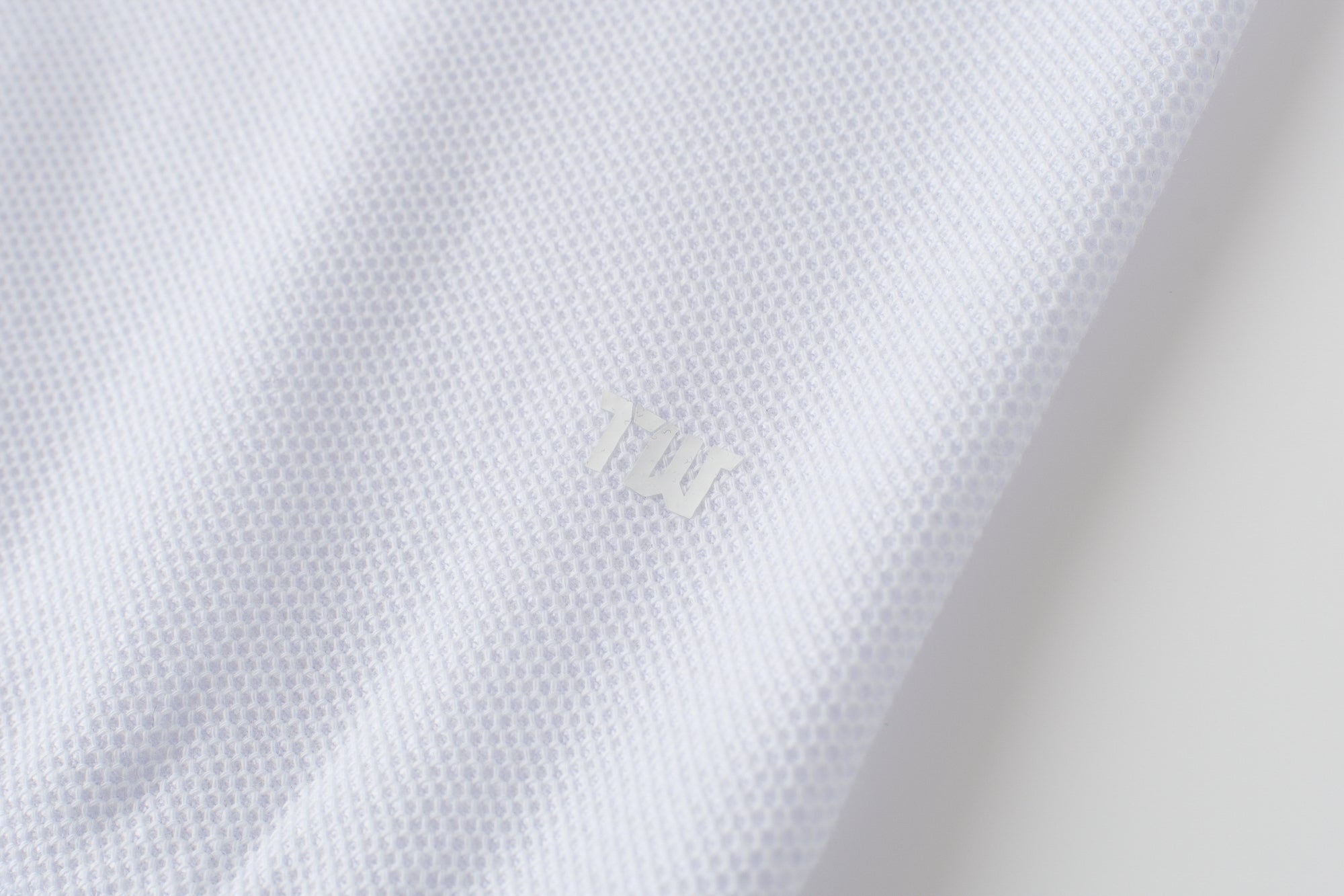 TRUWEAR Vanguard Zip Polo – White | Performance Golf Polo