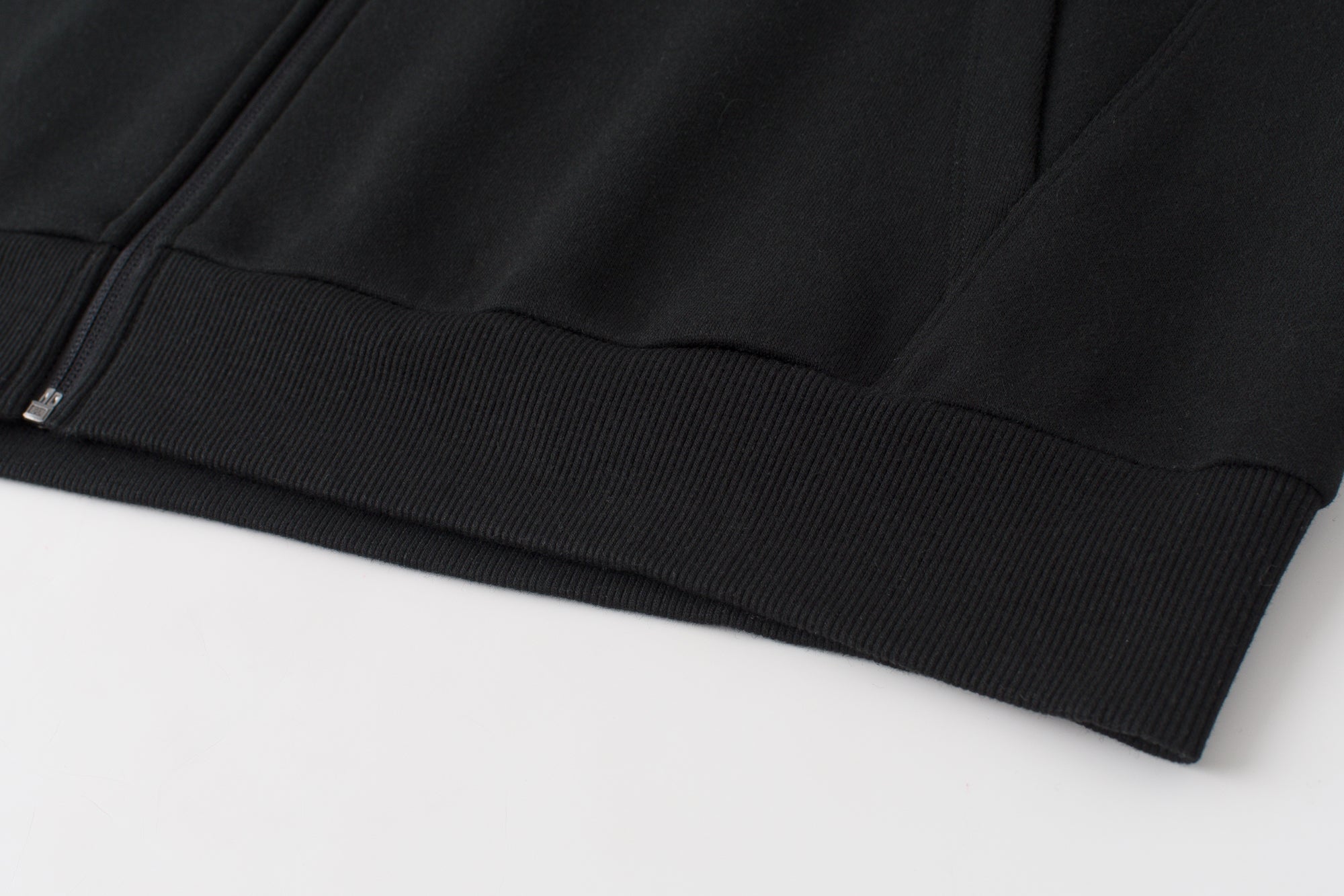 Atlas Full Zip Hoodie Black Hem
