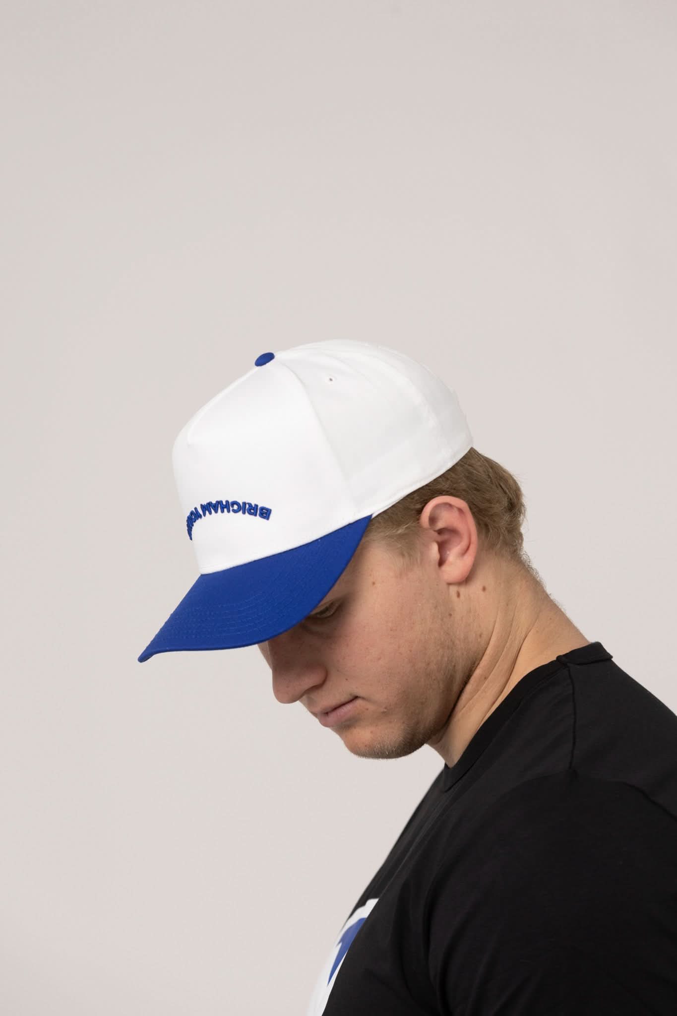 color_white and blue