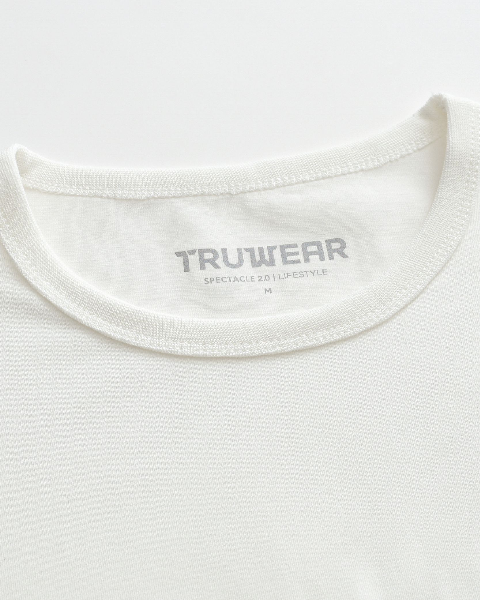 Spectacle 2.0 Off White T-Shirt Collar